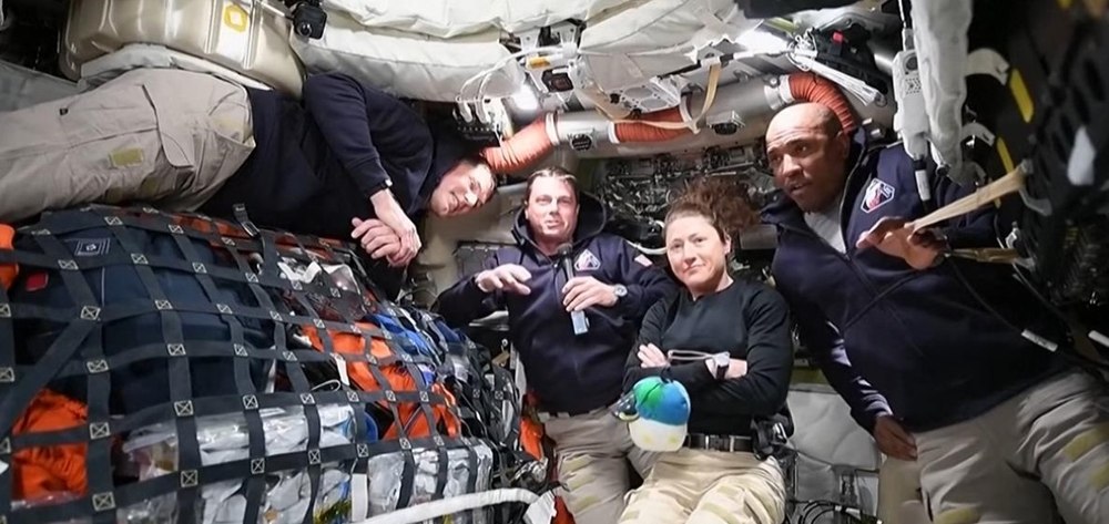 Primele impresii din spațiu ale echipajului Artemis II, după ce au părăsit orbita Pământului:  „A fost cel mai spectaculos moment”