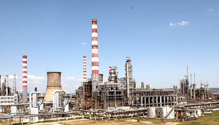 Rafinăria Petrotel-Lukoil ar putea fi repornită după derogarea de la sancțiunile SUA. Bogdan Ivan spune că există acordul SUA și nu se va importa petrol din Rusia