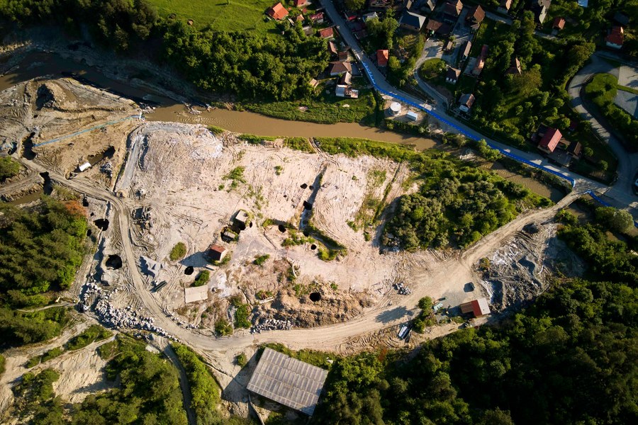 Reprezentanții SALROM, acuzați că au dat vina pe castori în explicațiile privind dezastrul de la Salina Praid. Ministrul Economiei: „Conducerea trebuie să răspundă”