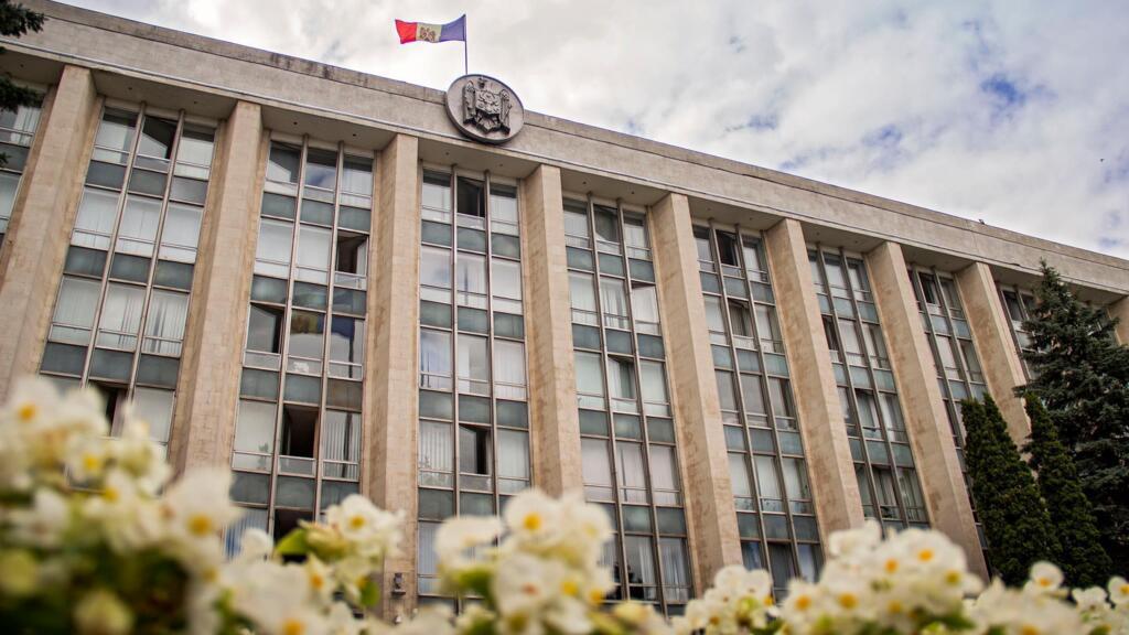RFI: Chișinăul anunță pilonii reformei administrative: 10 raioane în loc de 32, minimum 3000 de locuitori la o primărie