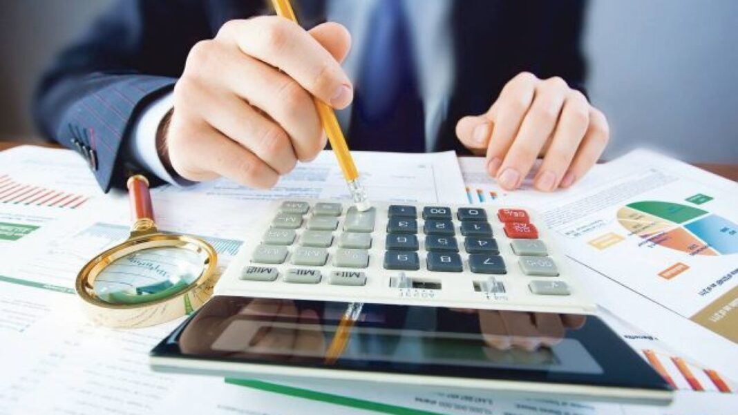 Risc de neplată în economie: tot mai multe firme din România se confruntă cu blocaje financiare