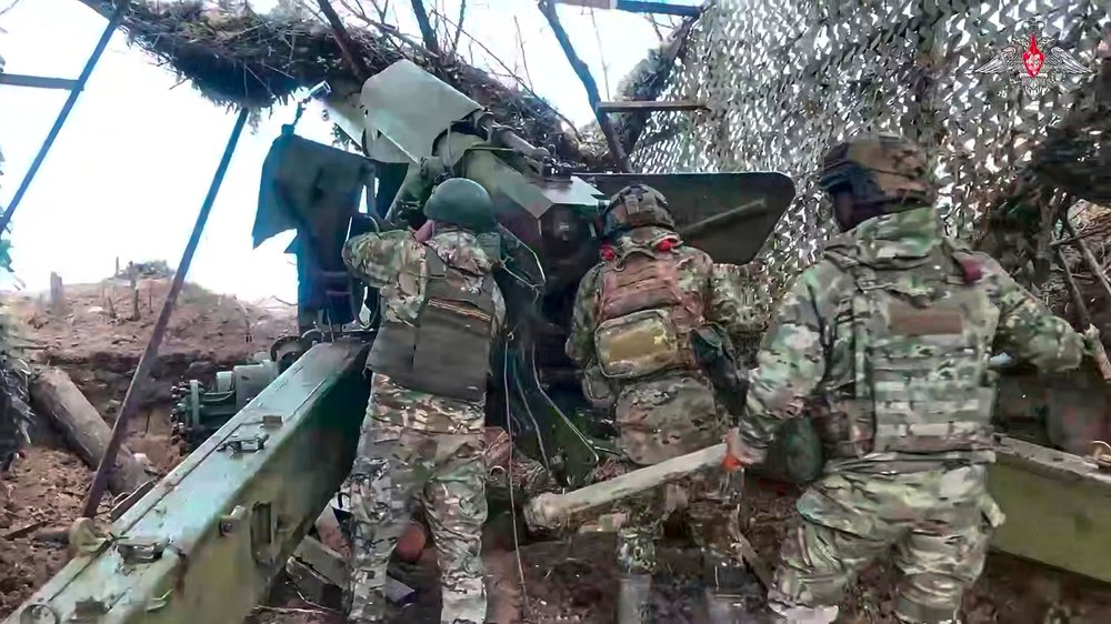 Rusia atacă pe toată linia frontului. Noua tactică ridică semne de întrebare, avertizează analiștii