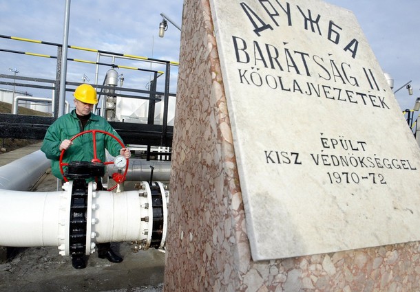 Rusia intenţionează să oprească livrările de petrol către Germania prin conducta Druzhba. Decizia loveşte exporturile Kazahstanului şi adânceşte ruptura energetică dintre Moscova şi Berlin în plin război din Ucraina