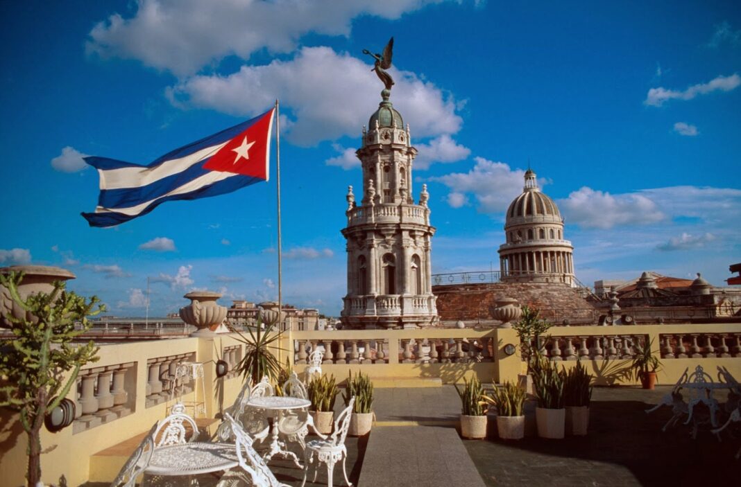 Rusia trimite un al doilea petrolier în Cuba în plină criză energetică