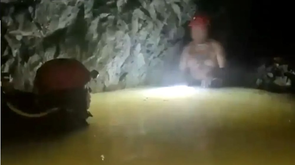 Salvarea „incredibilă” a unui miner în Mexic: Echipele de intervenție l-au scos după 14 zile sub pământ