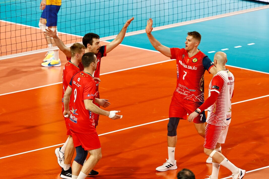 Scandal la finala Cupei României! Corona Brașov a încălcat regulamentul chiar în timpul meciului și a pierdut trofeul la „masa verde”