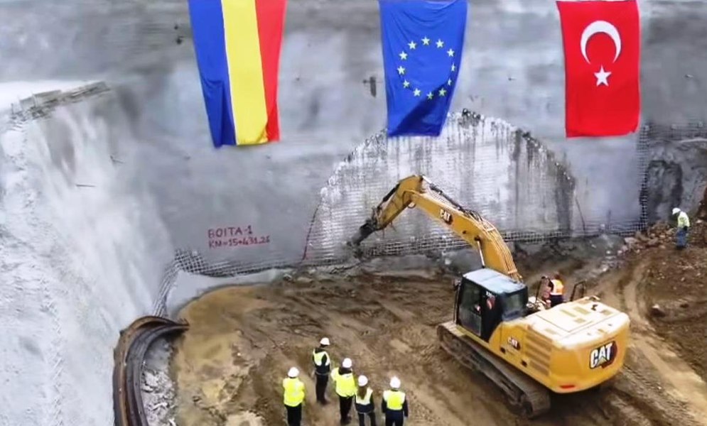 Se lucrează la un nou tunel pe autostrada Sibiu-Pitești, cel mai complex proiect de infrastructură rutieră din România