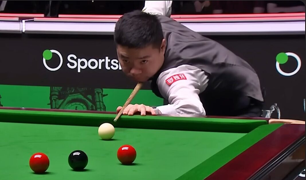 Snooker de gală la CM: Ding Junhui strălucește și anunță un duel istoric cu Zhao Xintong