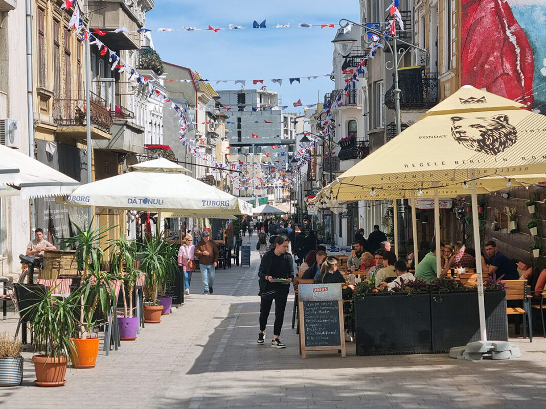 Sondaj G4Media: Unde petreci minivacanța de 1 Mai?