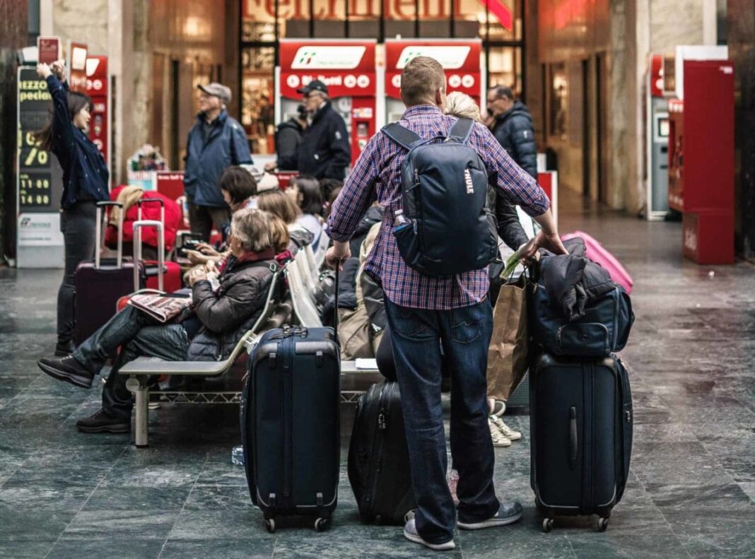 Spania lansează oficial procesul de regularizare a imigranţilor fără acte / Este vorba de aproape jumătate de milion de persoane