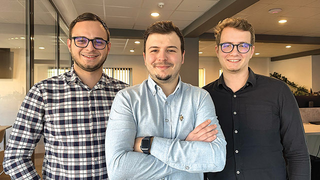 Start-up-ul HR tech Papervee din Sibiu: Am crescut numărul de clienţi cu 120% în 2025. Peste 500 de companii folosesc acum aplicaţia noastră. Pentru vara acestui an, fondatorii pregătesc lansarea versiunii 3.0, care va permite AI-ului să ia decizii şi să execute sarcini fără intervenţie umană