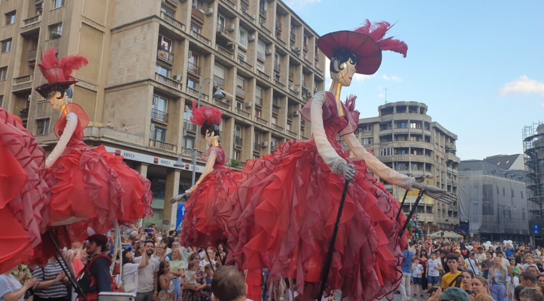 „Străzi deschise – București” revine: Calea Victoriei și Strada Ion Brezoianu devin pietonale în weekenduri