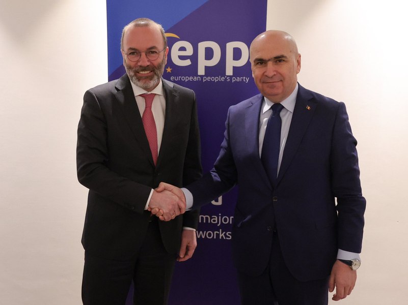 Susținere europeană pentru premierul Ilie Bolojan în plină criză politică: Manfred Weber, liderul PPE, l-a felicitat pentru „rezultatele obținute în timp record”