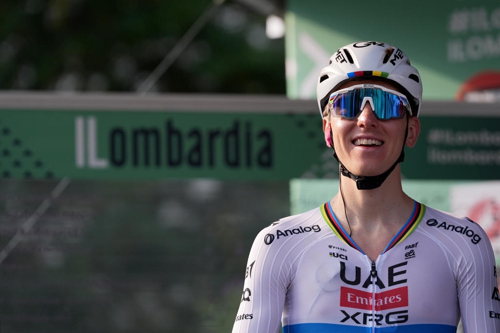 Tadej Pogacar este all-in în Paris-Roubaix 2026: Unde și când să urmărești „Regina clasicelor”