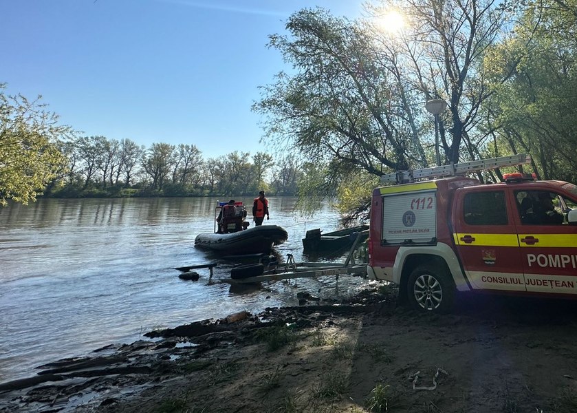 Tânăra de 28 de ani dispărută din Arad acum două săptămâni a fost găsită fără viață în râul Mureș. Plecase la iubitul ei și nu s-a mai întors acasă