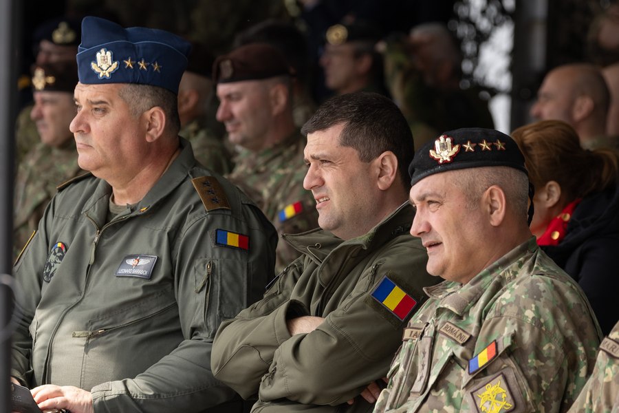 Tensiuni la vârful Apărării: Miruță își asumă „cea mai modernă armă din lume”, după ce s-ar fi opus inițial proiectului