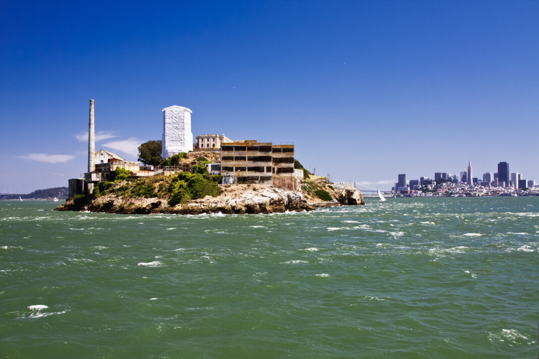 Trump solicită Congresului finanţare pentru redeschiderea celebrei închisori Alcatraz