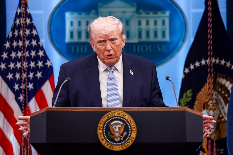 Trump spune că Iranul nu va mai îmbogăți uraniu, iar SUA vor ajuta la extragerea materialului nuclear îngropat de bombardamente