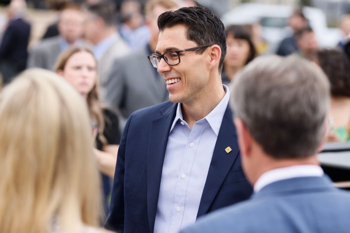 Un bonus la care aţi şefi de giganţi auto pot doar visa: Şeful producătorului Rivian încasează 403 milioane de dolari într-un singur an. Pachetul salarial uriaş depăşeşte cu mult remuneraţiile rivalilor din industria auto