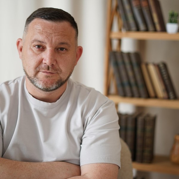 Un ex-jurnalist moldovean, care promovează propaganda Kremlinului, condamnat la pușcărie. Ce acuzații i-au adus procurorii