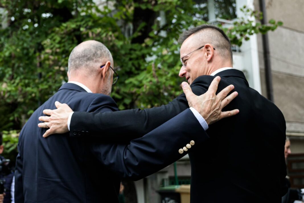 Un ONG a depus plângere penală în Ungaria și România împotriva liderilor UDMR pentru implicarea în campania electorală a lui Viktor Orban