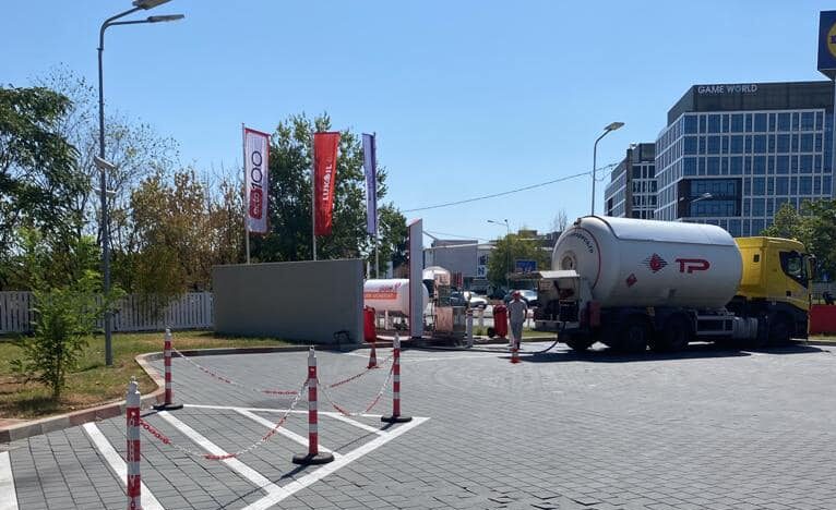 Un şofer a fost înjunghiat într-o staţie GPL din Capitală, în urma unui conflict spontan