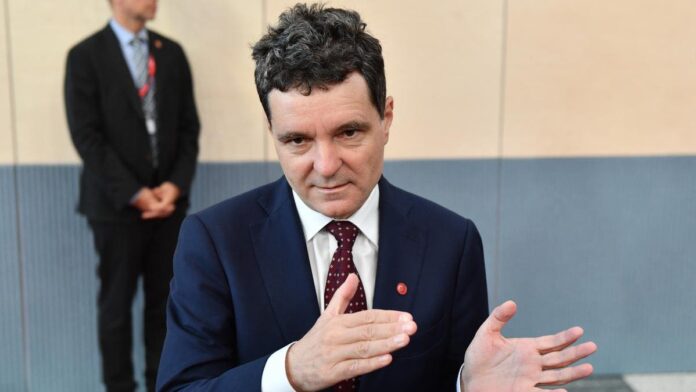 USR îl bănuiește pe Nicușor Dan de înțelegere cu PSD pentru numirile din fruntea parchetelor