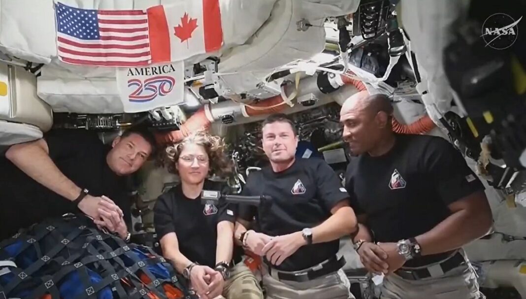 VIDEO | Tăcerea e de aur: momentul în care astronauții misiunii Artemis II îl ignoră pe Trump