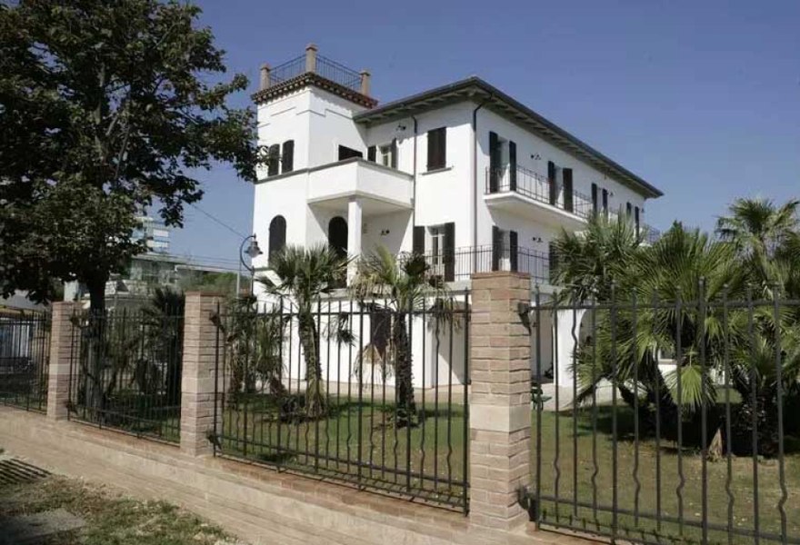 Vila lui Benito Mussolini de pe Coasta Adriatică a fost cumpărată de statul italian. Vrea să o țină departe de „nostalgicii fascişti”