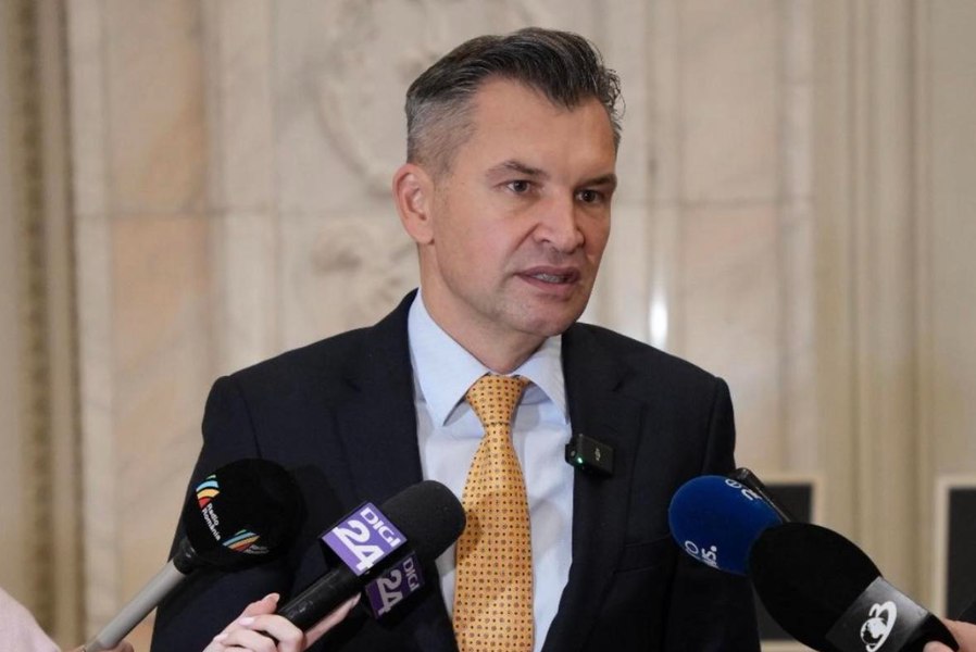 Voci din PNL cer reluarea negocierilor cu PSD: „Nu ne putem permite un guvern în care extremismul intră pe ușă”