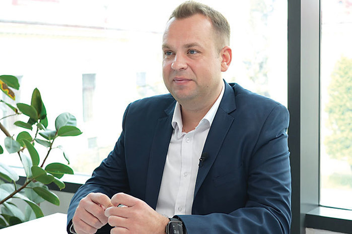 ZF IT Generation. Cristian David, Klap - platformă pentru echipamente electronice recondiţionate: Comenzile de la consumatori au crescut cu 25%, iar coşul mediu a ajuns la 510 euro. Am intrat pe piaţa de telefoane pliabile şi ne-am listat pe două marketplace-uri europene
