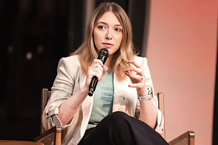 ZF IT Generation. Iulia Neagu, Quotient AI. Iulia Neagu, românca stabilită în SUA care şi-a vândut start-up-ul AI către gigantul Databricks: Dacă aş începe astăzi un nou proiect, aş paria pe dezvoltarea unei soluţii AI pentru o anumită verticală. Suntem abia la 1-5% din revoluţia AI