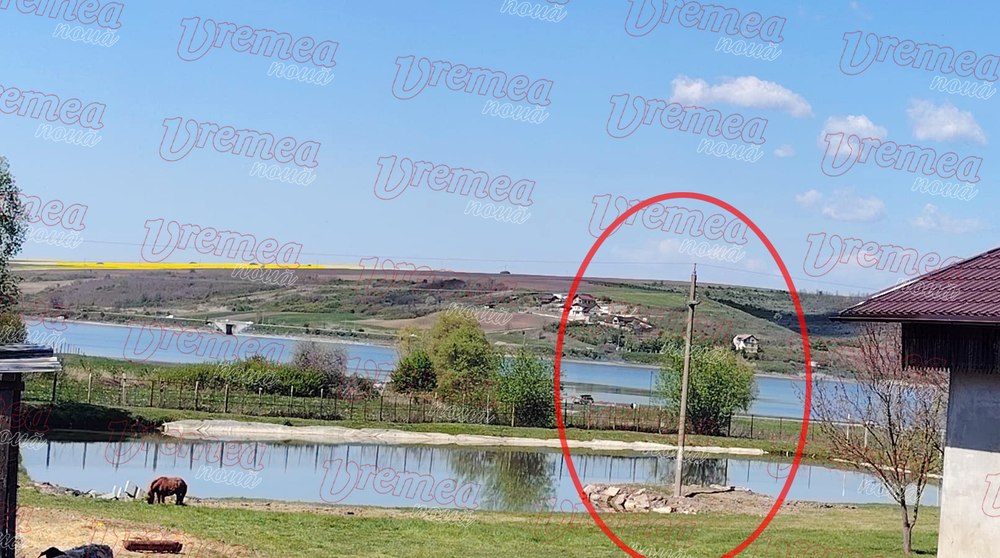 Accident grav pe proprietatea unui primar din Vaslui. Vărul edilului s-a electrocutat în iazul amenajat sub liniile electrice