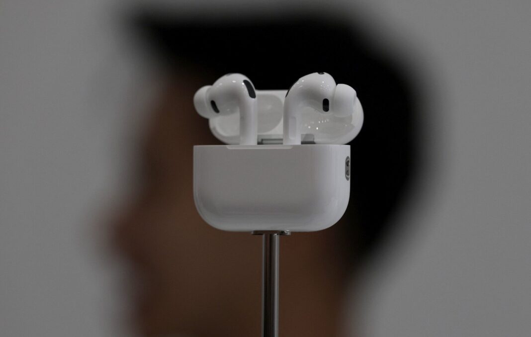 AirPods-uri cu camere: de la proiect la realitate. Ce ne pregătește Apple