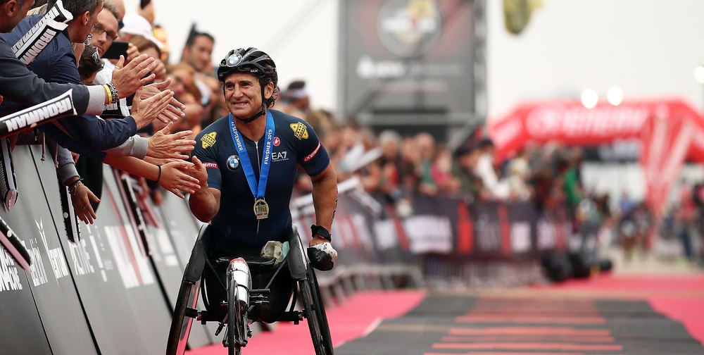 Alex Zanardi, legendarul pilot de Formula 1, a decedat la 59 de ani. Avea picioarele amputate de 25 de ani