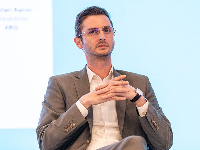 Alexandru Ungureanu, TotalSoft: Suntem într-o perioadă în care nu consumăm neapărat AI, ci îl dezvoltăm. Şi trebuie să facem asta împreună. Trebuie să adaptăm procesele, dar şi să regândim anumite competenţe, pentru a ne putea adapta mai rapid