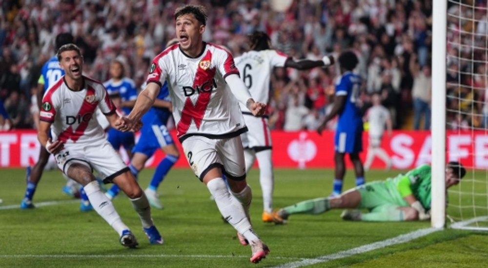 Andrei Rațiu a făcut un pas mare spre finala Conference League. Rayo Vallecano rescrie istoria clubului
