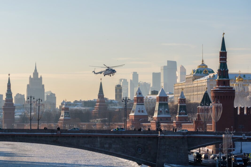 Atac cu drone asupra Moscovei / Explozie la o clădire rezidențială / Primarul Moscovei spune că nu s-au înregistrat victime