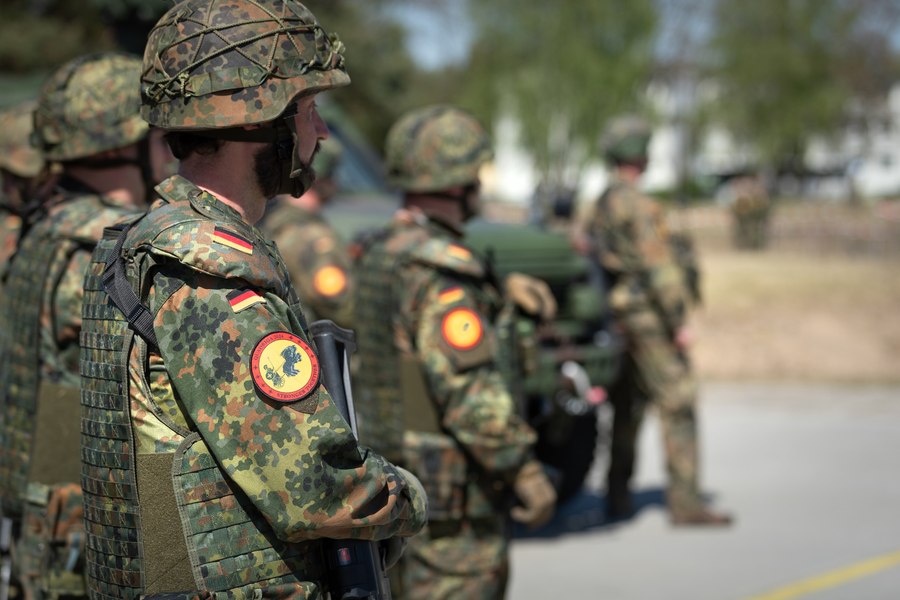 Bloomberg: Germania își pregătește infrastructura pentru război. Investiții de miliarde pentru a muta rapid tehnica militară