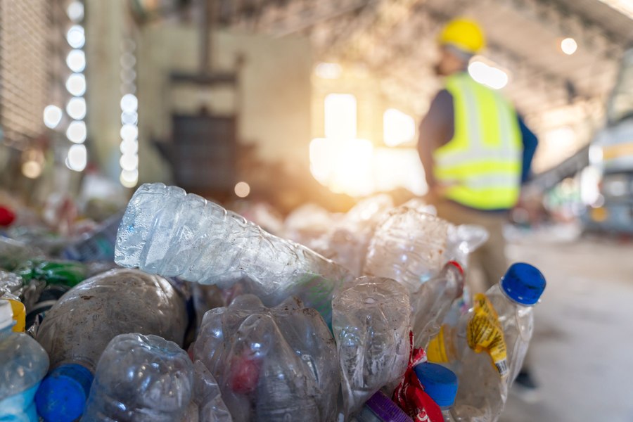 Bolid de lux de jumătate de milion de euro din fraudă cu reciclare: ANAF a demascat o schemă de 18 milioane de lei