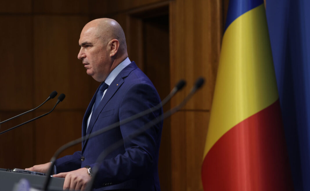 Bolojan: După 10 luni, s-a întâmplat inevitabilul. Când ataci privilegii și aprinzi lumina, reacțiile sunt pe măsură. Până în ultima zi în această funcție, voi lucra pentru interesele României. Mulțumesc, România!