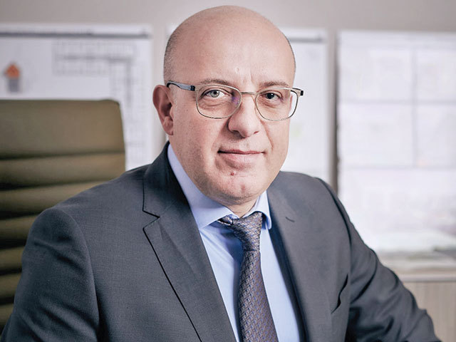 Bursă. Fostele SIF-uri au ieşit în sfârşit din anonimat: Evergent a dublat banii investitorilor în 2025 şi mizează pe aviaţie, Lion Capital a livrat 61%, Transilvania Investments a răscumpărat din propriile acţiuni, Infinity şi-a rebalansat portofoliul spre un randament de 67%, iar Longshield vrea să restructureze din active