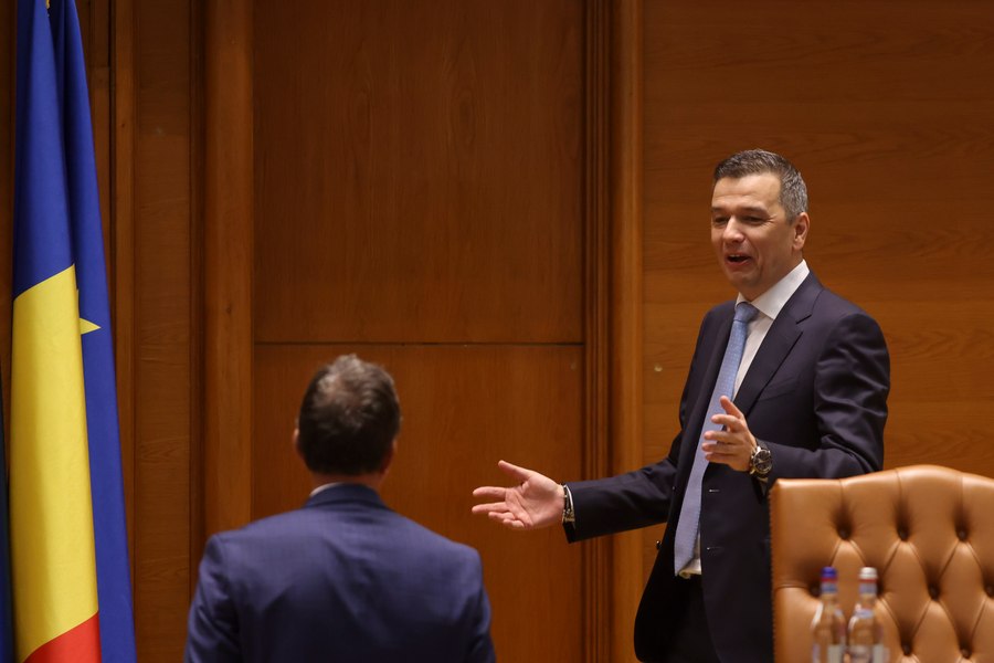 Ce scrie presa internațională după căderea guvernului Bolojan: „Evoluțiile viitoare rămân incerte“
