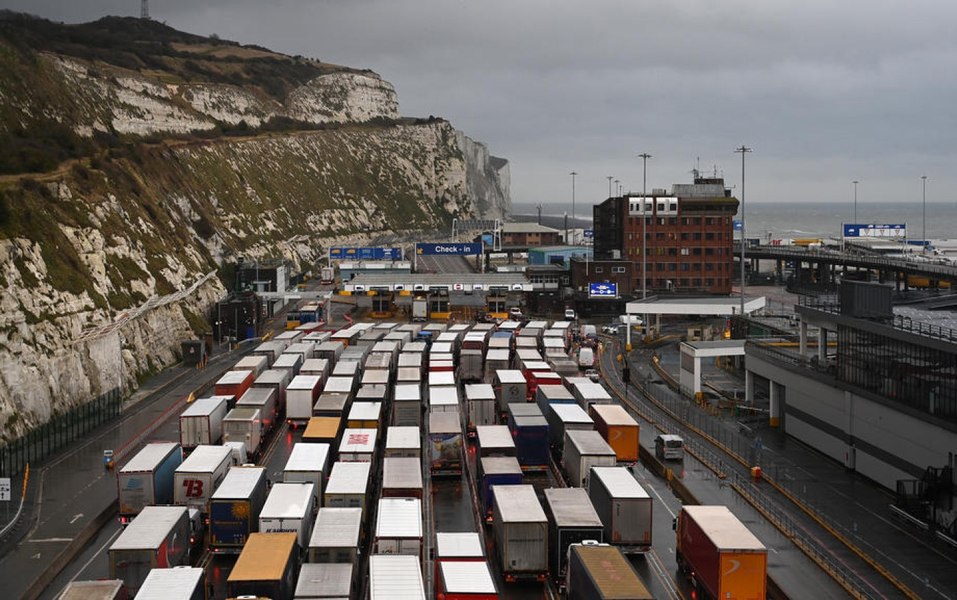 Cine ne scumpește mâncarea Transportul rutier reprezintă doar 2,6% din prețul produselor