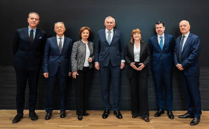 Cine sunt noii membri ai Consiliului de Administraţie de la Banca Transilvania, cea mai mare bancă din România