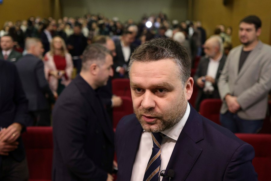 Ciprian Ciucu spune că pot apărea trădări în ambele tabere la votul pe moţiune: câți semnatari s-ar fi răzgândit