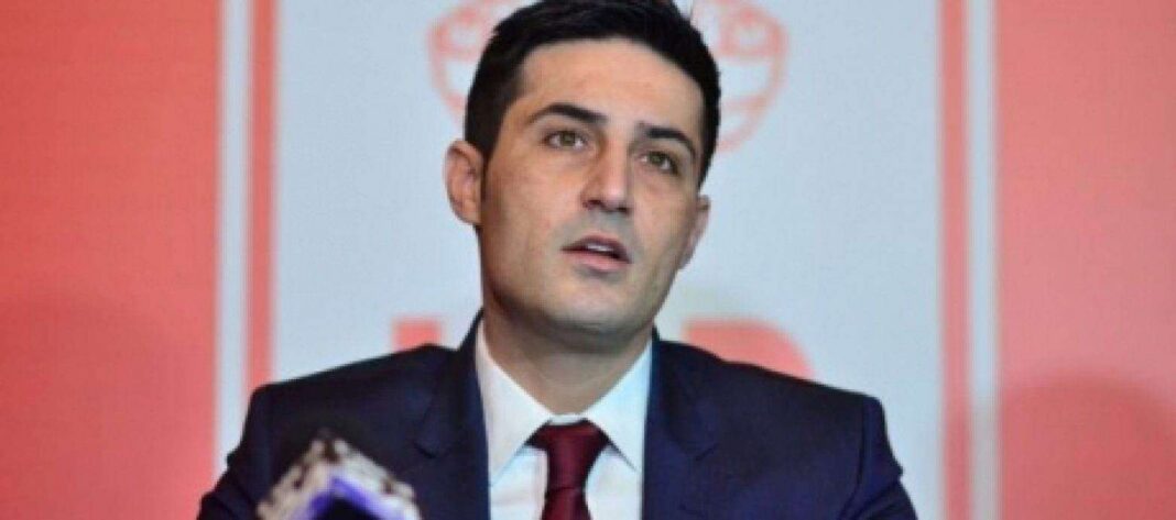Claudiu Manda:Moțiunea trece cu mai multe voturi decât numărul de semnături