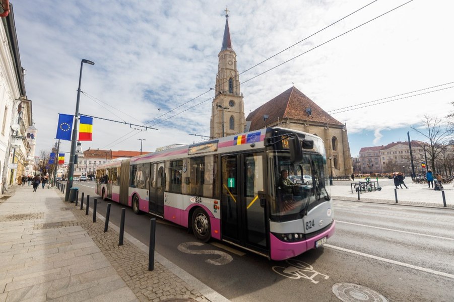 Cum circulă mijloacele de transport în comun din Cluj de 1 Mai