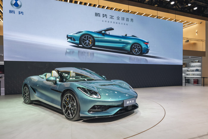 Denza Z: supercarul electric inteligent de la BYD care a atras toate privirile la Beijing