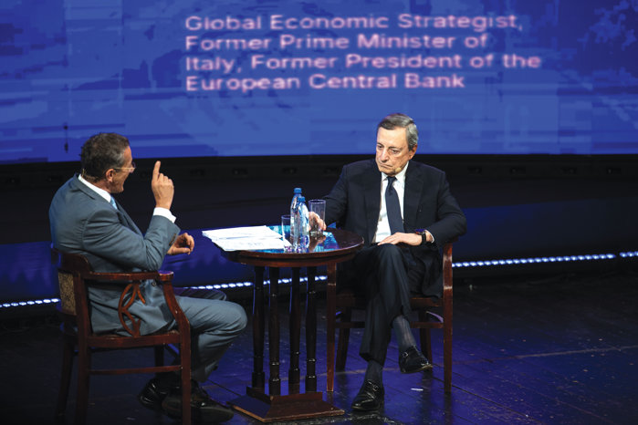 Destăinuirile lui Mario Draghi la Timişoara despre celebrul moment al salvării euro prin expresia „Whatever it takes“: Pieţele credeau că euro va dispărea, aşa că am acţionat. Ce fel de stabilitate a preţurilor mai menţii dacă nu mai ai monedă?